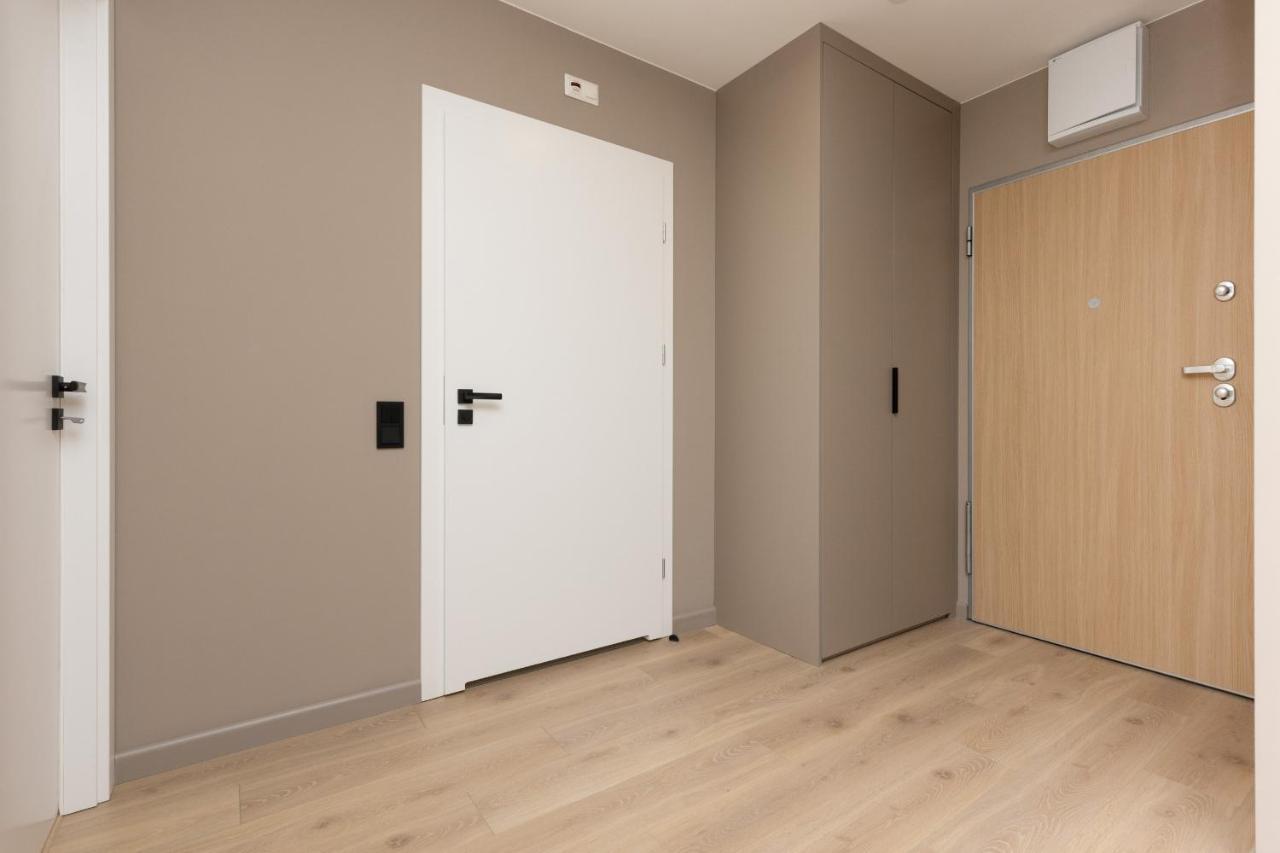 Aparthotel Mokotow Business Center By Noclegi Renters Warsaw Exterior photo